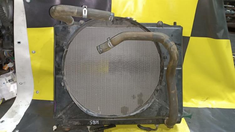 Радиатор основной Мицубиси Паджеро в Зеленогорске 105204