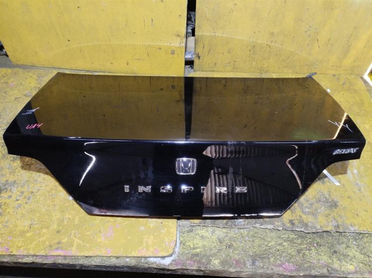 Крышка багажника Хонда Инспаер в Зеленогорске 710301